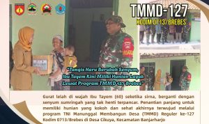 Pink and Blue Playful Happy Easter Day A4 Landscape (1)